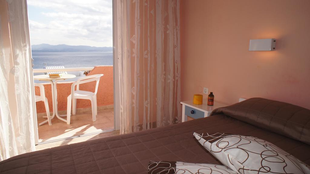 Idi Hotel Agia Galini  Exterior photo